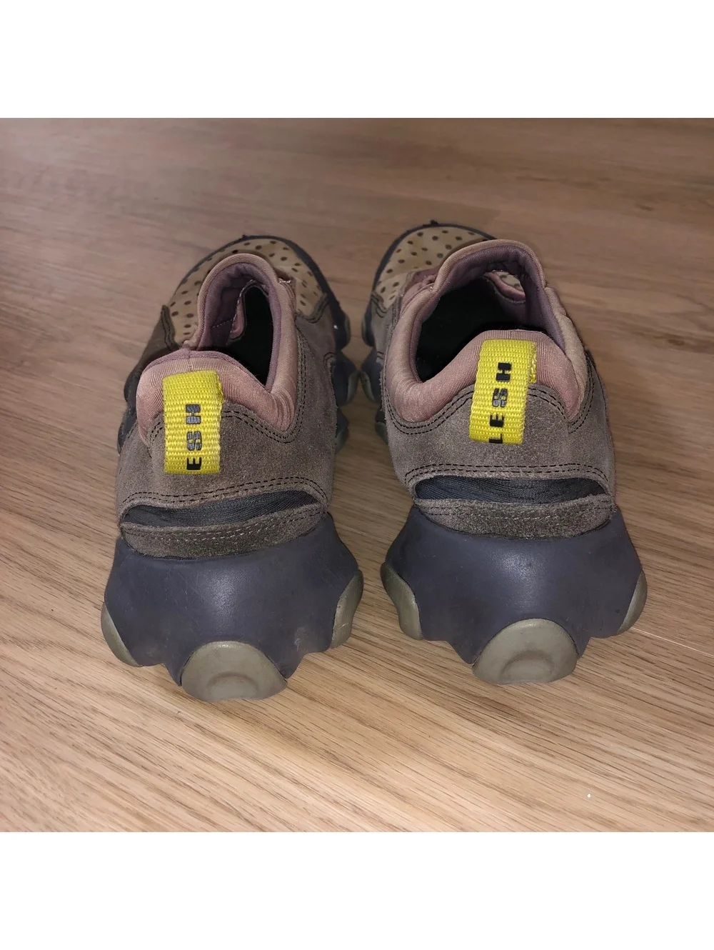 OAKLEY FACTORY TEAM FLESH SANDALS SHOES SUEDE ROSE TAUPE BRAIN DEAD MENS SIZE 8